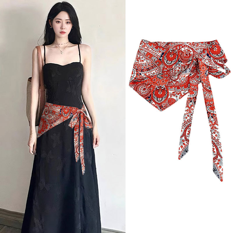 Cashew flower triangular scarf - Travel Accessories Deals incelemesi ve fiyatı