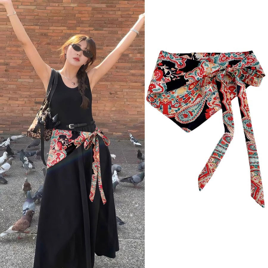 Cashew flower triangular scarf - Travel Accessories Deals incelemesi ve fiyatı