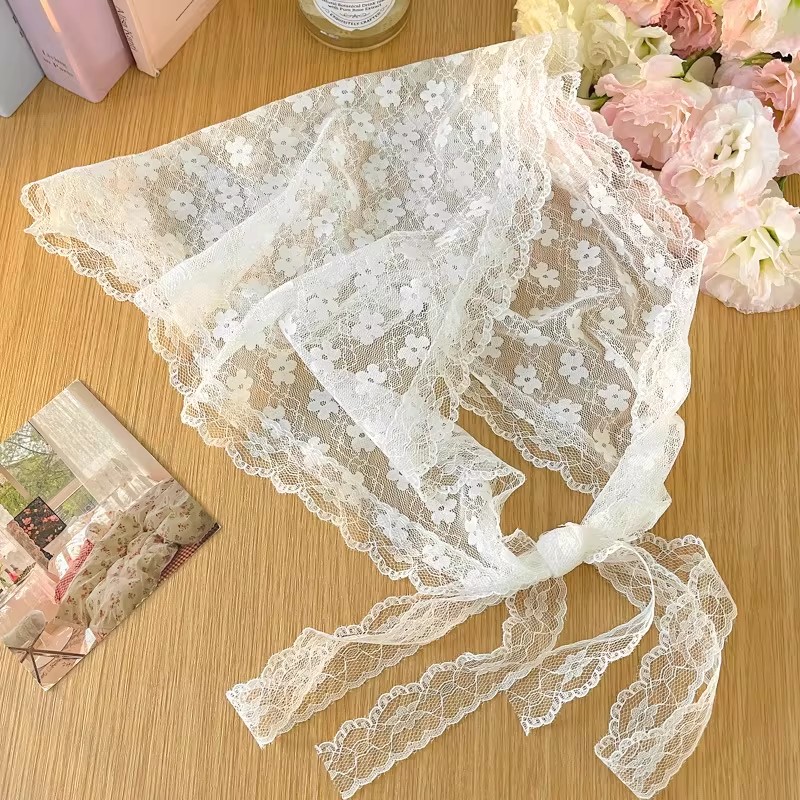 Vintage French Farmhouse Lace  - Travel Accessories Neck incelemesi ve fiyatı