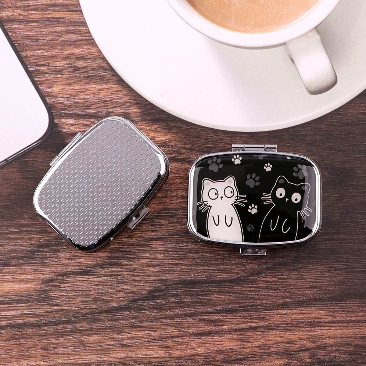 Cartoon Black And White Cat Tr - Travel Accessories Kit incelemesi ve fiyatı